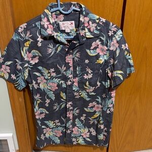 American Eagle Outfitters Black Floral Button Down Shirt